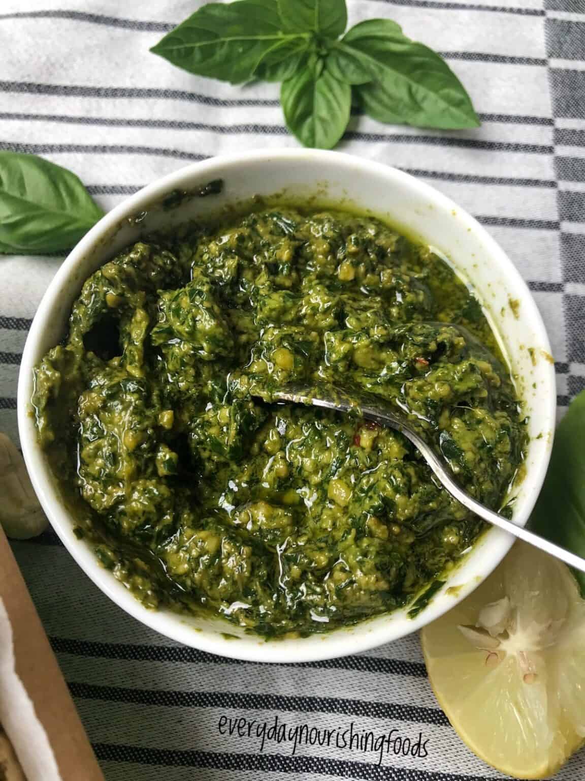 Vegan Basil Pesto Recipe with Almonds/Cashews