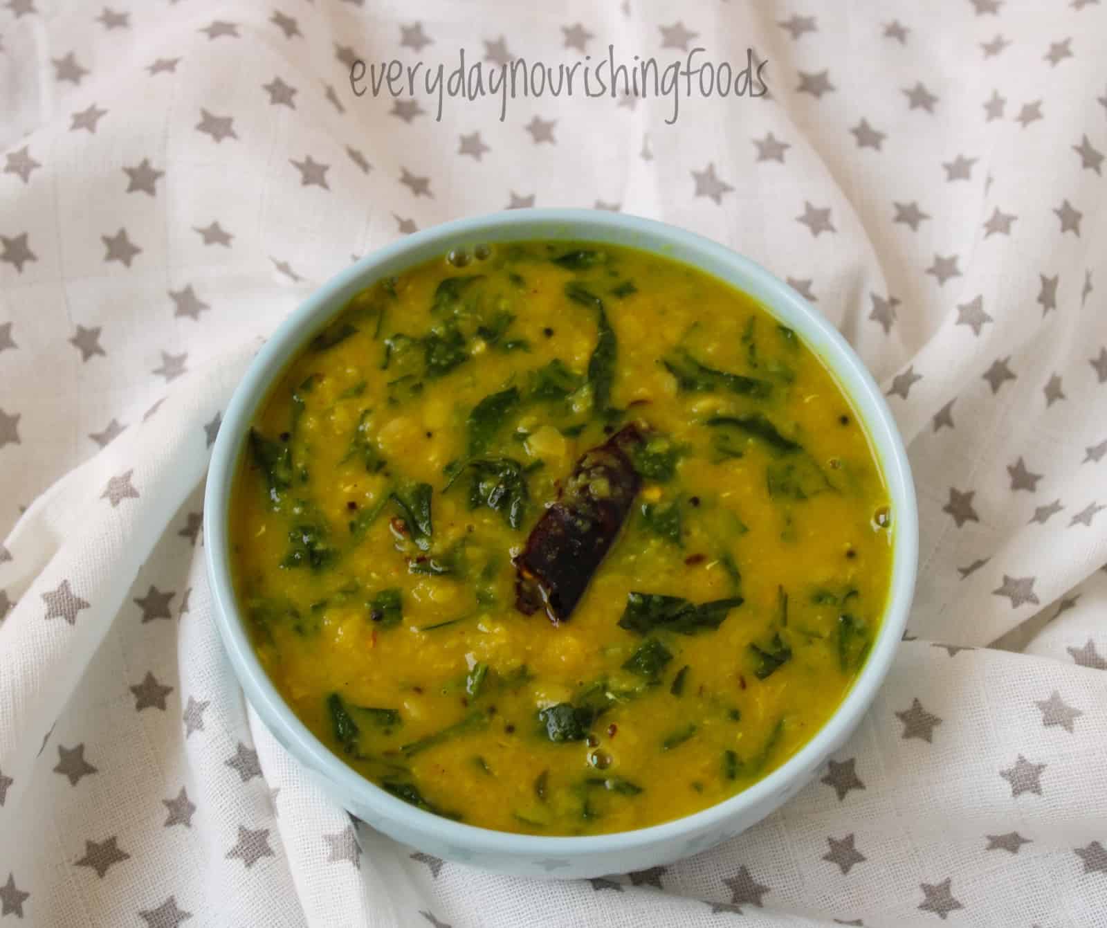 dal saag in a bowl