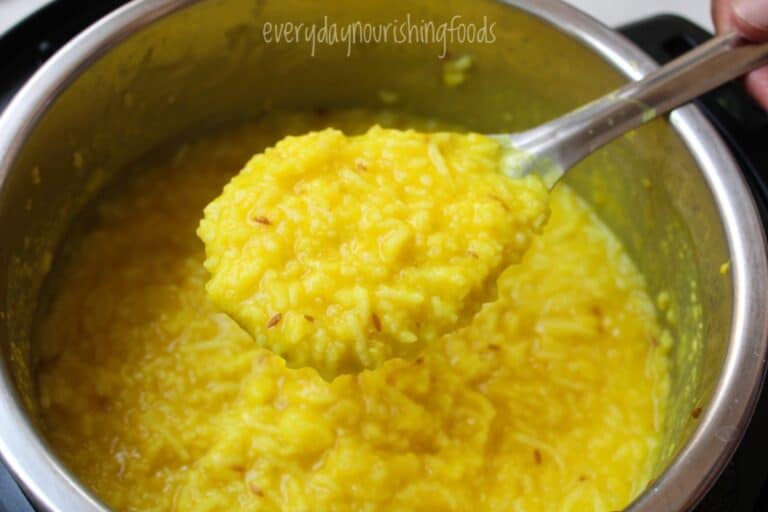 Easy Kitchari Recipe (Stovetop & Instant Pot Khichdi Recipe)
