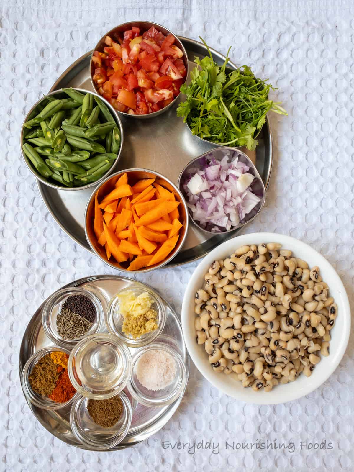 ingredients for making black eyed peas curry