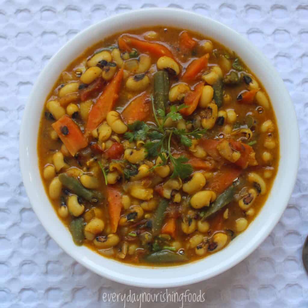 black eyed peas curry in a bowl