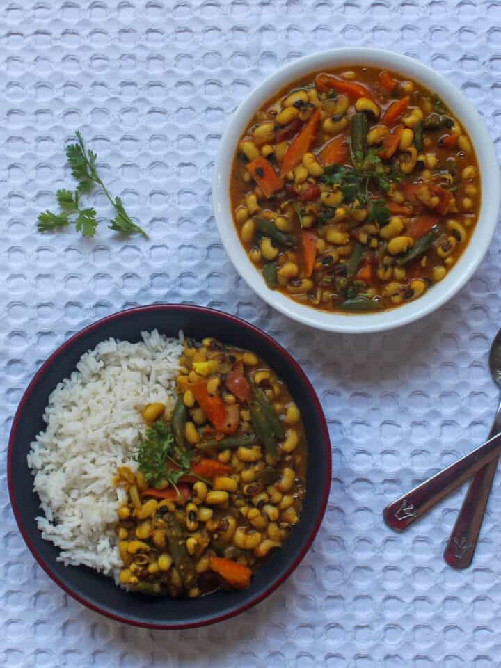 Easy Indian Saag Recipe (Quick Spinach Curry)